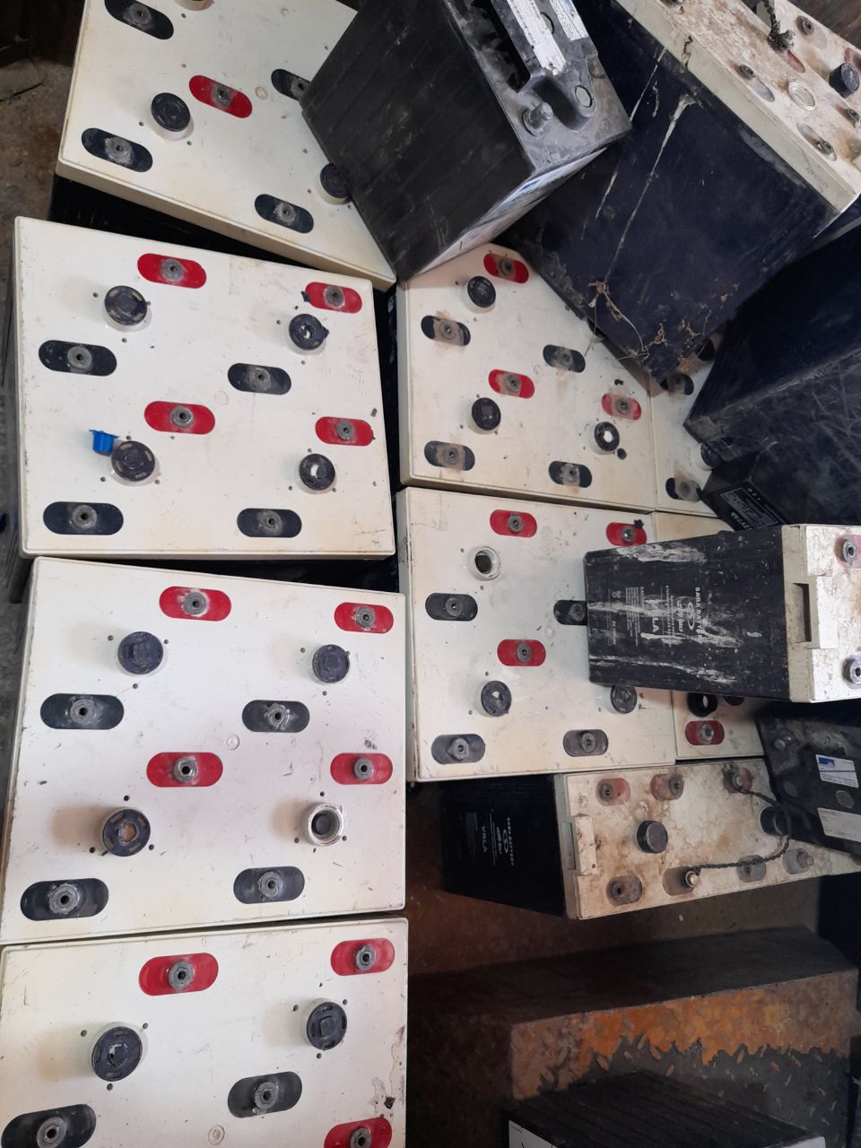 مرجع تخصصی و بهترین باتری خودرو و بازیافت سرب و باتری در مشهد